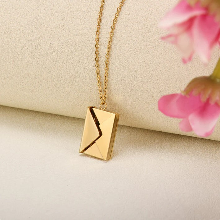 Love Letter Necklace - Luxury LED Gift Box Set
